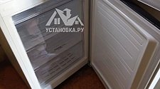 Установить холодильник