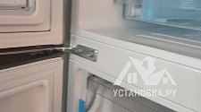 Перевесить двери на холодильнике
