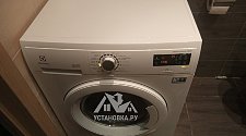 Установить отдельностоящую стиральную машину Electrolux EWW51476WD