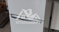 Перенавесить двери холодильника