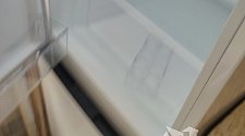 Перенавесить двери холодильника