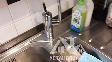 Установка смесителя для мойки