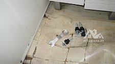 Установить стиральную отдельностоящую машину LG в ванной