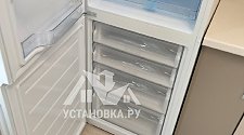 Перенавесить двери на холодильнике