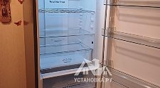 Перенавесить двери холодильника