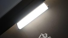 Установить потолочные светильники на болтах