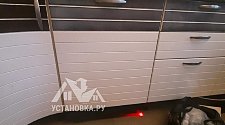  Установить новую встраиваемую посудомоечную машину.