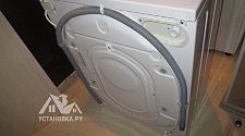 Установить в коридоре стиральную машину Hotpoint Ariston