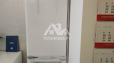 Установить встраиваемый холодильник Liebherr с навесом фасадов и с перевесом дверей (с доводчиком)