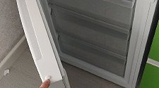 Перевесить двери на холодильнике