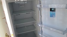 Перевесить двери на отдельностоящем холодильнике Beko CNMV 5310EC0 W