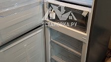 Перевесить двери на холодильнике