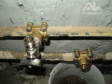 Работа по врезке кранов в металлические трубы водоснабжения