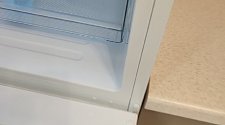 Перенавесить двери на холодильнике