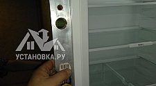 Установить отдельностоящий холодильник BOSCH KGV36XW22R