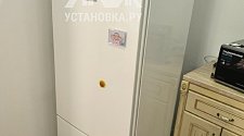 Перенавесить двери холодильника