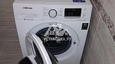 Установить отдельностоящую стиральную машину samsung в ванной комнате на готовые коммуникации на место предыдущий