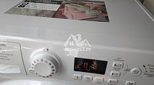 Установить на готовые коммуникации на кухне отдельностоящую стиральную машину Hotpoint Ariston