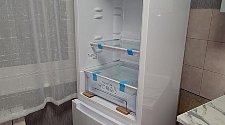 Перевесить двери на холодильнике