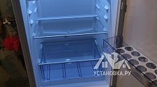 Установить новый отдельно стоящий холодильник Beko