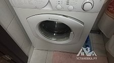 Установить стиральную машину соло в ванной в области