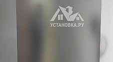 Установить холодильник и перенавесить на нём двери