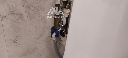 Установить/подключить стиральную машину