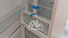 Установить/подвесить и настроить телевизор