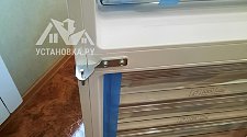 Перенавесить двери холодильника