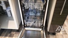 Установить отдельно стоящую посудомоечную машину Indesit DSR 26B RU