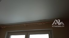 Установить новый настенный карниз