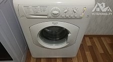Установить отдельностоящую стиральную машину Hotpoint-Ariston ARSL 103