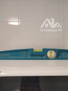 Установить и подключить стиральную машину/сушильную машину в колонну