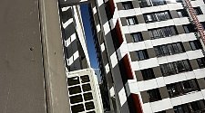 Установить два кондиционера
