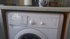 Установить  стиральную машину Indesit IWSB 5085 CIS