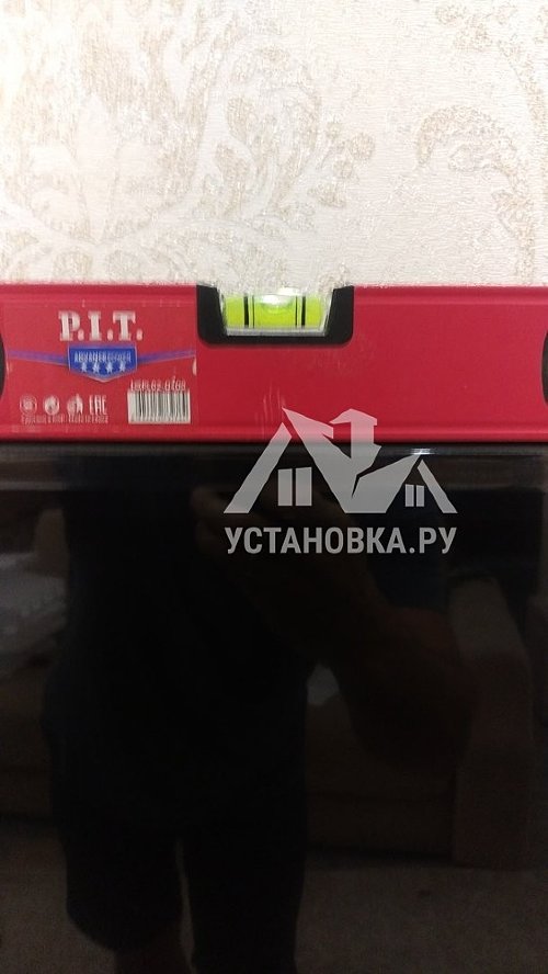Подвесить телевизор