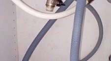 Установить отдельностоящую стиральную машину Indesit IWUB 4085 CIS