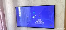 Установить/подвесить и настроить телевизор
