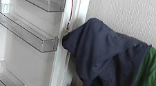 Перенавесить двери на холодильнике