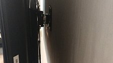 Установить/подвесить и настроить телевизор