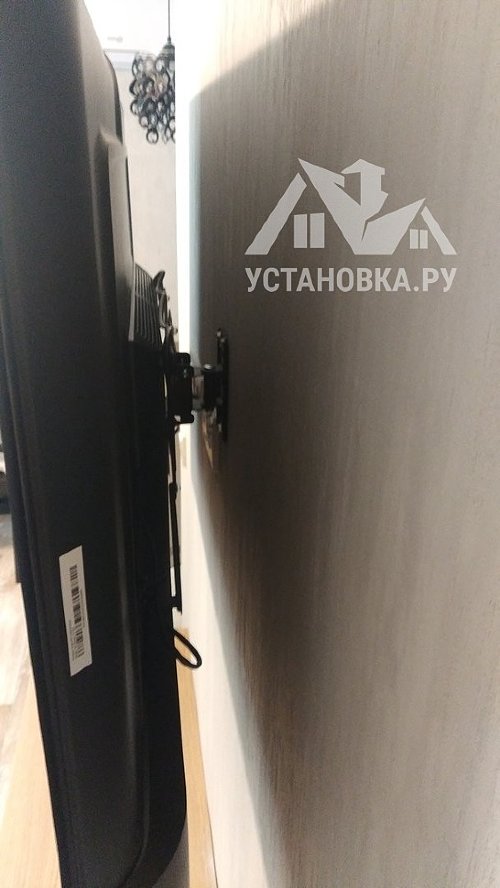 Установить/подвесить и настроить телевизор