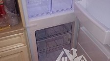 Установить встроенный холодильник Zanussi ZBB928651S