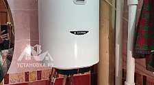 Установить электрический накопительный водонагреватель