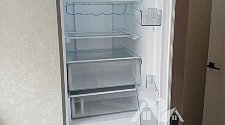 Перенавесить двери холодильника