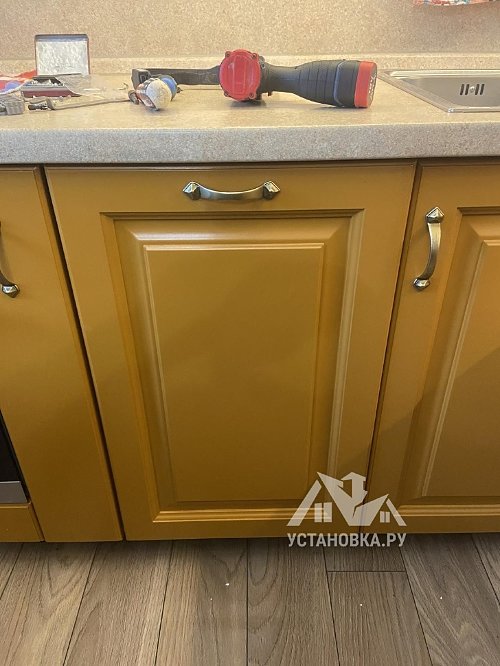 Установить встраиваемую посудомоечную машину