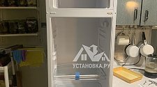 Перенавесить двери холодильника