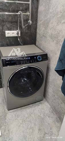 Повесить телевизор