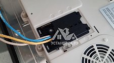 Установить/Подключить плиту/варочную панель.