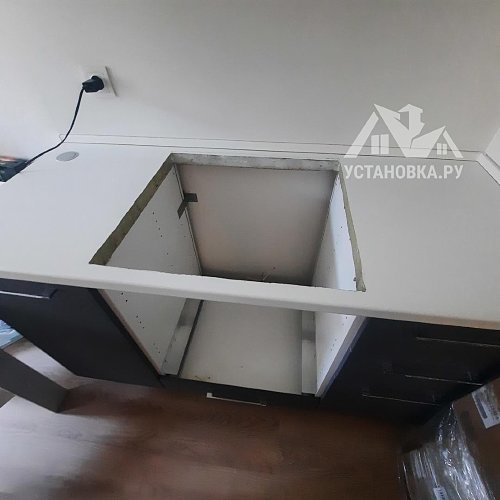 Установить/Подключить плиту/варочную панель