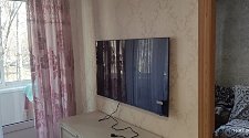 Установить/подвесить и настроить телевизор